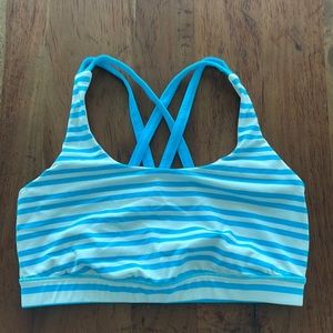 Lululemon bra size 8